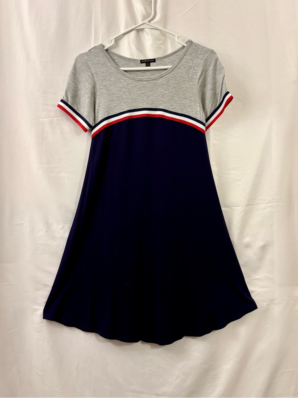 Casual Navy and Gray Colorblock Midi Dress with Stripe Trim